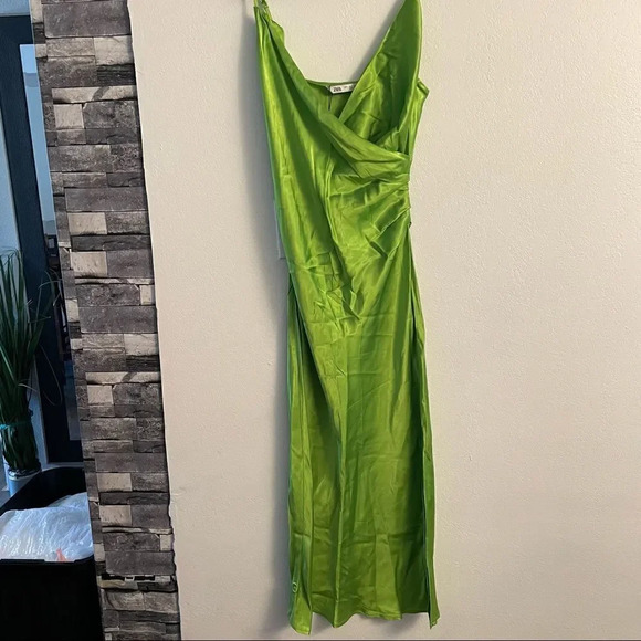 Zara neon green slip dress - Picture 10 of 16